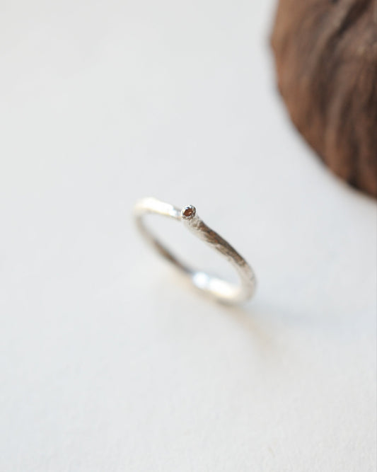 Anello Levante - Unica con diamante brown